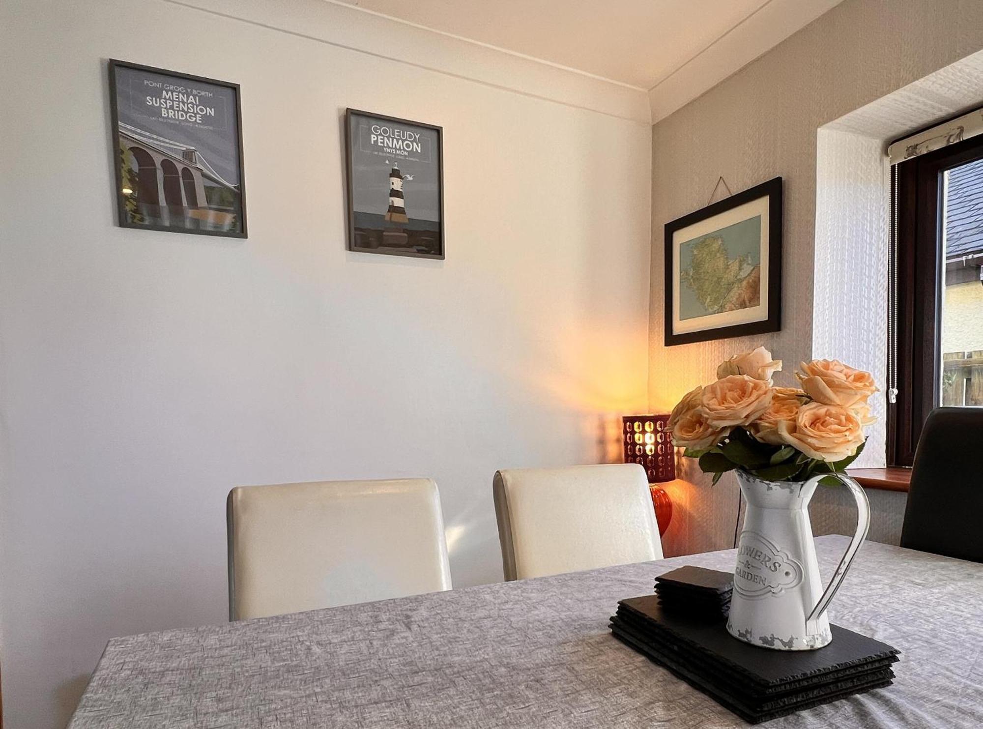3 Bed Detached Cottage- Log Burner Mountain Views Beaumaris Exterior foto